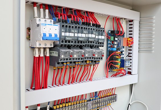 Control System of Portable Air Chiller