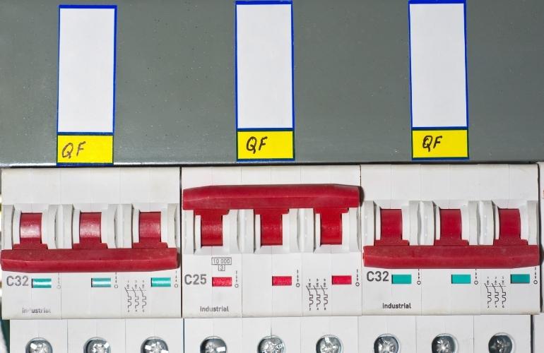 Food and Beverage Processing Chiller Circuit breakers